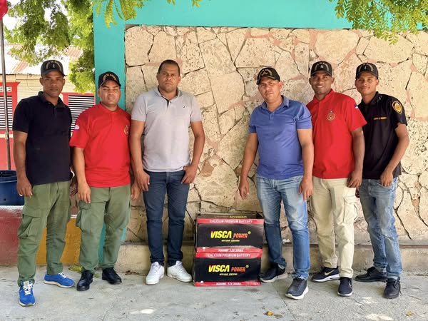 Damos las gracias al Alcalde Jhondary Rivas, por dar respuesta inmediata a la solicitud de 𝙙𝙤𝙨 𝙗𝙖𝙩𝙚𝙧𝙞𝙖𝙨 “8𝘿 31/12” realizada por nosotros el día de ayer para nuestro Camión Bombero.